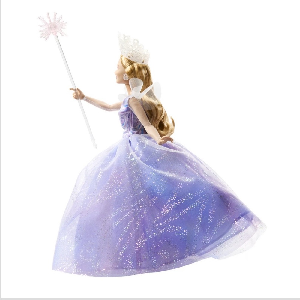 Wicked For Good Deluxe Glinda Doll - Picture 7 of 9